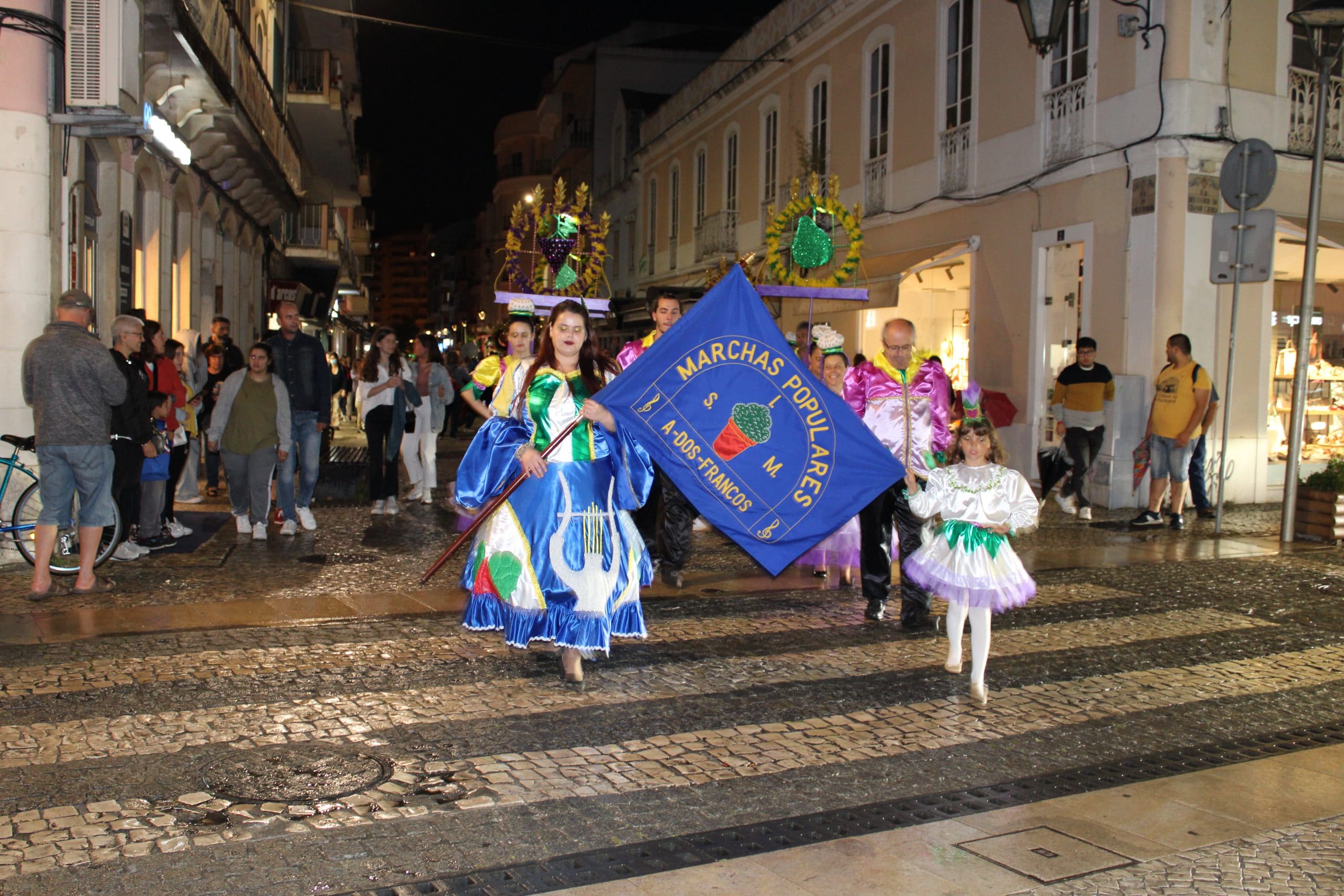 Marchas Populares Desfile Pela Cidade Jornal Das Caldas