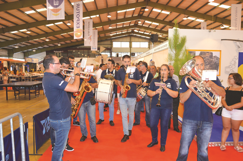  Inauguração da Expotur acompanhada pela bandinha “Os Amigos da Música” 