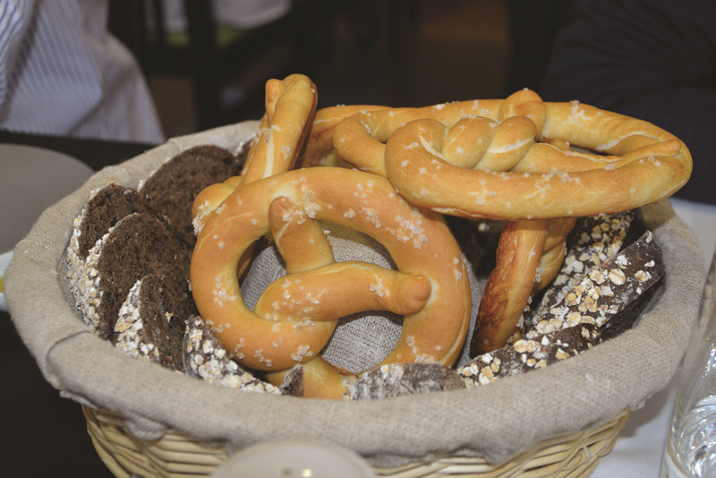Os famosos pães alemães “pretzel” e “vollkornbrot”