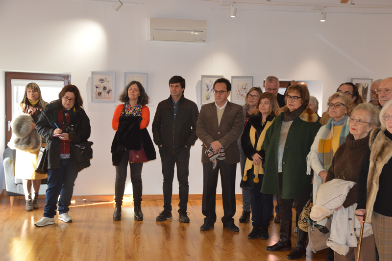 A cerimónia de inauguração contou com a presença de individualidades das Caldas e vários amigos de Cristina Horta 