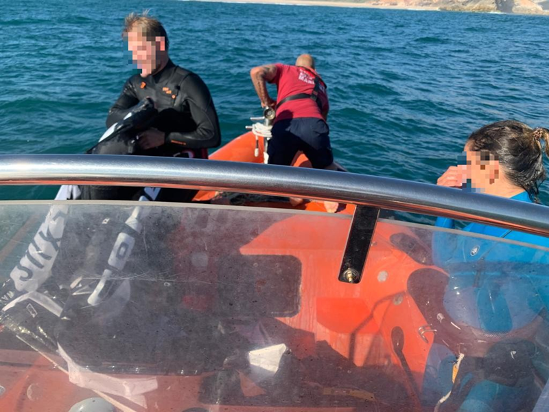 Praticantes de kitesurf foram resgatados por elementos da Estação Salva-vidas